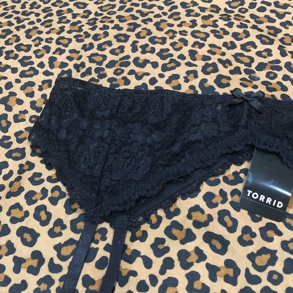 Torrid Garter Belt Black Lace Size 1-2* NWT!🖤 - Picture 3 of 12